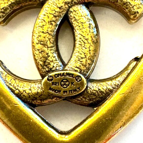CHANEL Brooch Corsage Gold Heart Coco Marked Pin - Picture 5 of 5